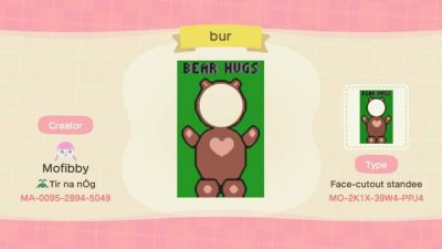Animal Crossing: My first foray into the new pro design options – a bear hugs stand!